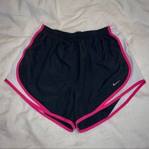NIKE -  black running shorts